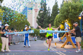 Register For 2015 Disneyland Half Marathon Weekend Through Charity